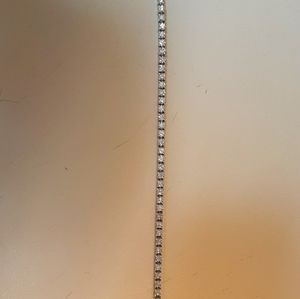 Tennis bracelet